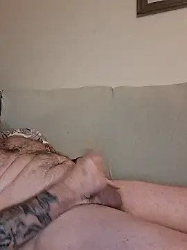 Snapshot of ldhurstII chatting on February 2026 07:14:02 AM ldhurstII online show from February 2026 07:14:02 AM