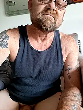 Snapshot of ldhurstII chatting on May 2026 11:23:04 PM ldhurstII online show from May 2026 11:23:04 PM