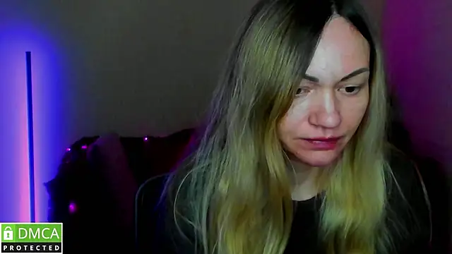 Snapshot of BlondMikey22 chatting on February 2026 06:34:01 AM BlondMikey22 online show from February 2026 06:34:01 AM