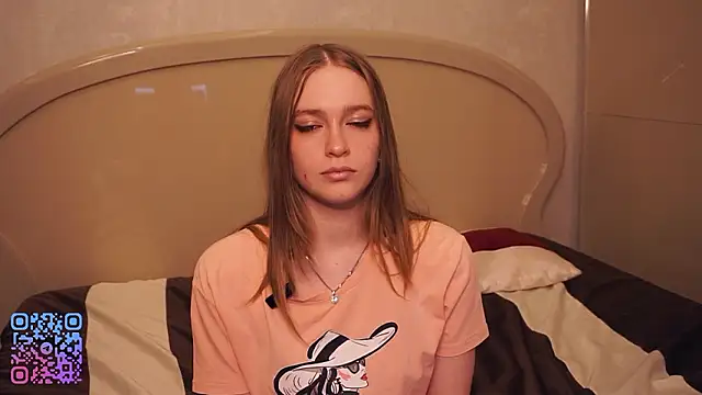 RowenaIanniello online show from March 2026 06:46:02 PM