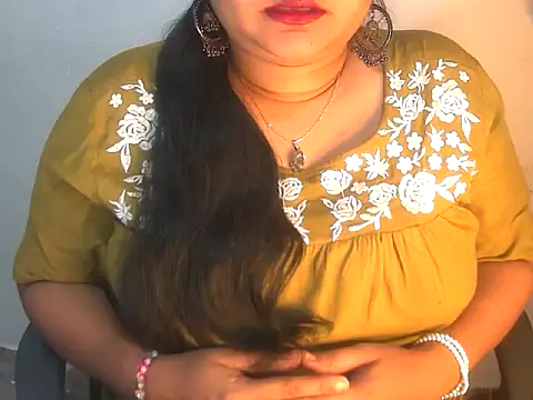 Snapshot of Saniya_K2 chatting on February 2026 04:35:01 PM Saniya K2 online show from February 2026 04:35:01 PM