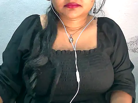 Snapshot of Saniya_K2 chatting on July 2026 04:38:02 PM Saniya K2 online show from July 2026 04:38:02 PM