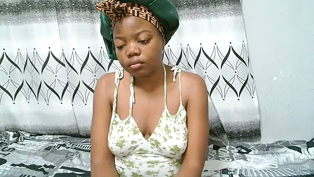Snapshot of AlliBabe chatting on May 2026 02:07:01 AM AlliBabe online show from May 2026 02:07:01 AM