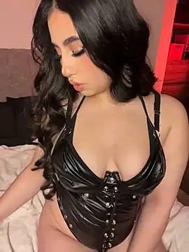 Snapshot of Sofiia_Vegaa chatting on February 2026 12:00:01 AM Sofiia Vegaa online show from February 2026 12:00:01 AM