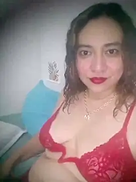 Snapshot of Nyssa_Coil chatting on February 2026 04:10:02 AM Nyssa Coil online show from February 2026 04:10:02 AM