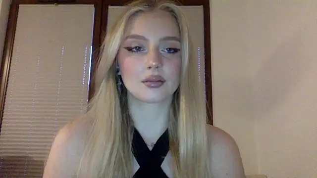 MayaWetDream online show from April 2026 05:29:01 PM