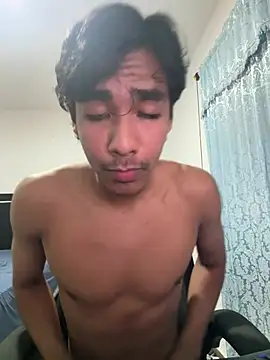 Pedestal diamant online show from February 2026 12:10:01 AM