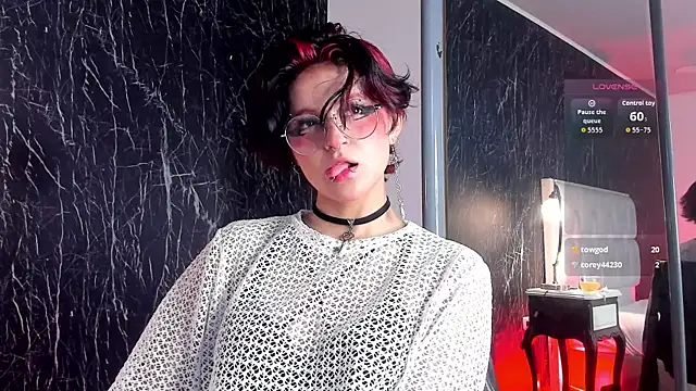 YuuMiko online show from March 2026 12:33:01 PM