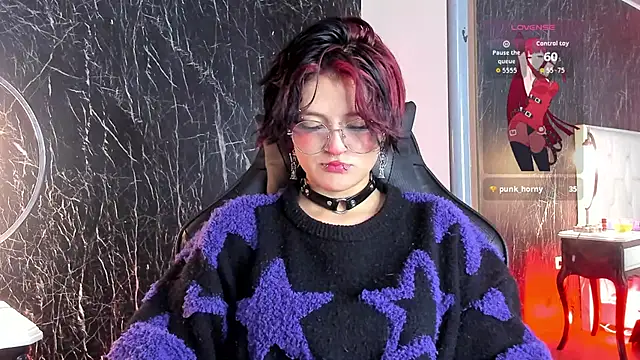 YuuMiko online show from March 2026 12:09:01 PM