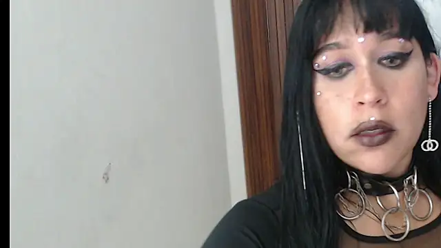 valen ros online show from April 2026 06:10:01 PM