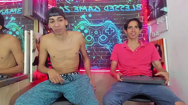 Snapshot of Wonka_1 chatting on March 2026 08:19:02 PM Wonka 1 online show from March 2026 08:19:02 PM