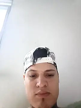 Snapshot of elvaquero06 chatting on April 2026 04:46:01 AM elvaquero06 online show from April 2026 04:46:01 AM