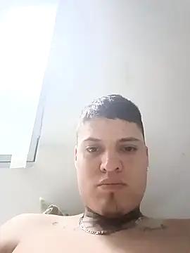 Snapshot of elvaquero06 chatting on April 2026 03:23:01 AM elvaquero06 online show from April 2026 03:23:01 AM