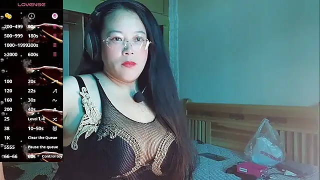 vivi523 online show from April 2026 02:56:01 AM