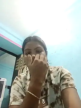 hotcoolcool2 online show from March 2026 12:32:01 PM