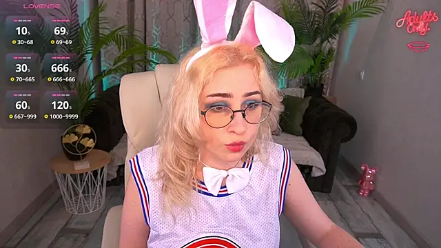 MillaLuxLove online show from April 2026 08:14:02 PM