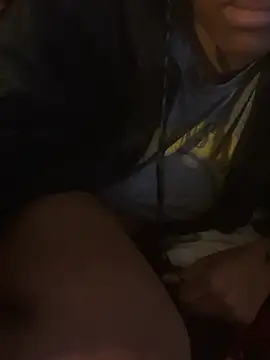 Snapshot of browncutie7 chatting on February 2026 12:06:01 AM browncutie7 online show from February 2026 12:06:01 AM