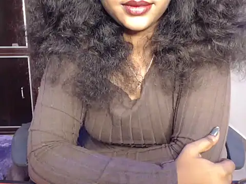Snapshot of VixenNandhu chatting on April 2026 07:42:02 PM VixenNandhu online show from April 2026 07:42:02 PM