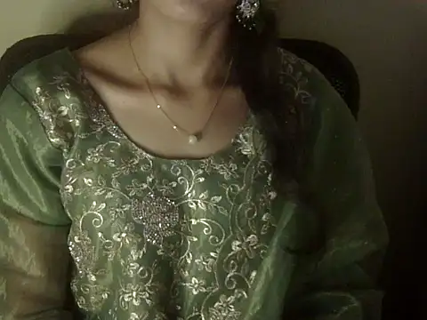 Snapshot of Mehaak_ chatting on May 2026 05:40:02 PM Mehaak online show from May 2026 05:40:02 PM