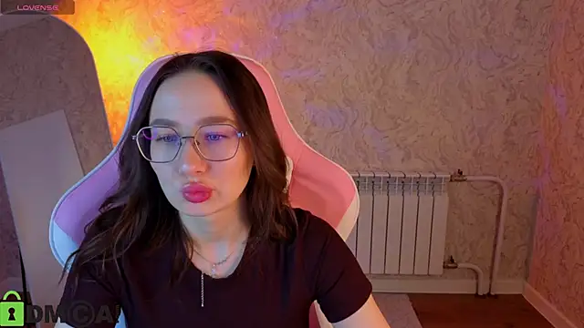  Kiki angel  online show from February 2026 03:51:02 AM