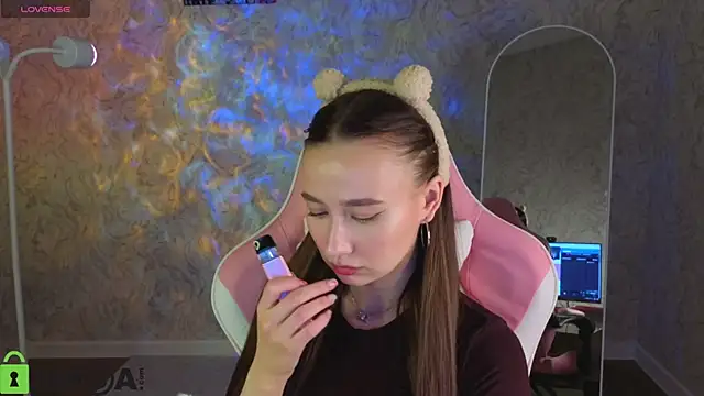  Kiki angel  online show from March 2026 01:56:02 AM