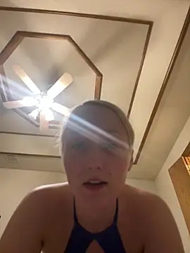 Snapshot of Marilynxo chatting on February 2026 06:31:01 AM Marilynxo online show from February 2026 06:31:01 AM