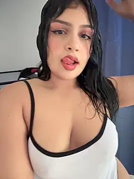 Snapshot of kloe_sexxxy chatting on February 2026 06:09:01 PM kloe sexxxy online show from February 2026 06:09:01 PM