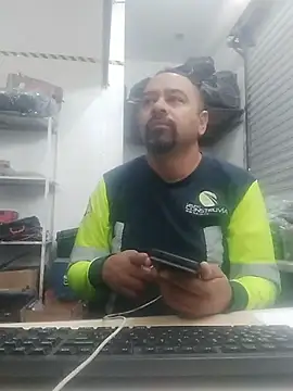 Snapshot of OMARMEX1 chatting on May 2026 01:38:02 PM OMARMEX1 online show from May 2026 01:38:02 PM
