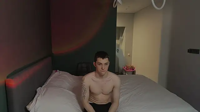 cronck52 online show from February 2026 11:11:02 PM