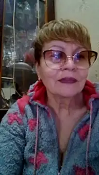 Snapshot of SophieBurns chatting on April 2026 01:13:02 PM SophieBurns online show from April 2026 01:13:02 PM