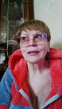 Snapshot of SophieBurns chatting on April 2026 09:29:02 AM SophieBurns online show from April 2026 09:29:02 AM