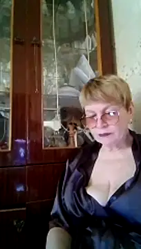 SophieBurns online show from June 2026 10:14:02 AM