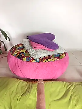 AnnieWestley online show from April 2026 04:33:01 PM