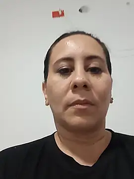 Snapshot of Sophie_Tyler chatting on June 2026 03:26:01 AM Sophie Tyler online show from June 2026 03:26:01 AM