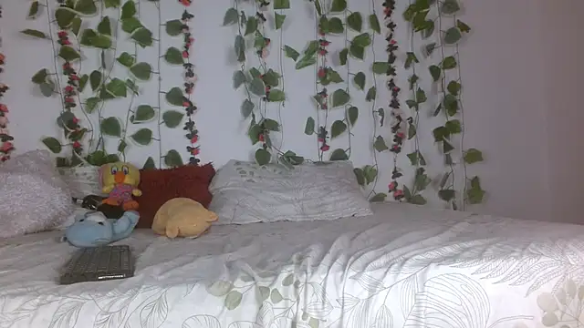 karolsweetvagi online show from June 2026 07:11:01 PM