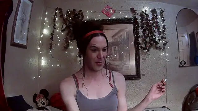 Snapshot of sillymillie4 chatting on February 2026 11:20:01 PM sillymillie4 online show from February 2026 11:20:01 PM