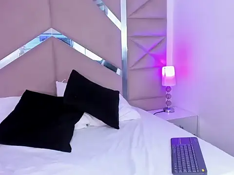 Katia  Hott online show from April 2026 03:40:02 AM