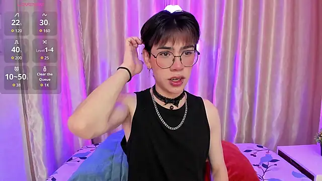 Demian Hush online show from March 2026 03:12:01 AM