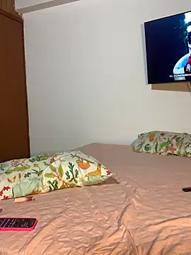 mia petite2007 online show from February 2026 12:51:02 AM