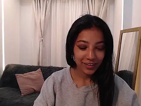 Snapshot of Scarleet_miaa chatting on May 2026 11:00:02 PM Scarleet miaa online show from May 2026 11:00:02 PM