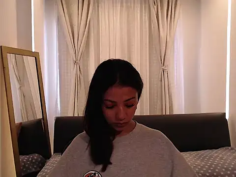 Snapshot of Scarleet_miaa chatting on June 2026 07:25:01 PM Scarleet miaa online show from June 2026 07:25:01 PM