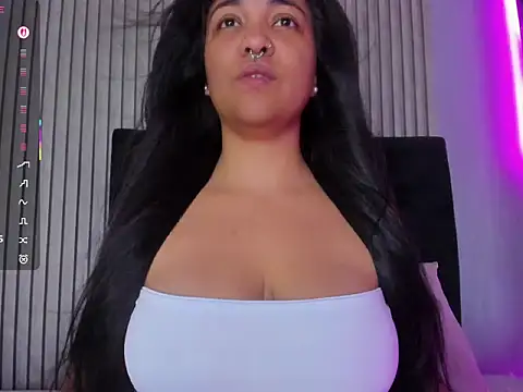 Venuz 01 online show from May 2026 09:21:01 PM