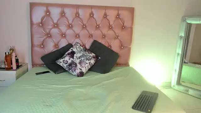 Ashtart 1 online show from April 2026 03:29:02 AM