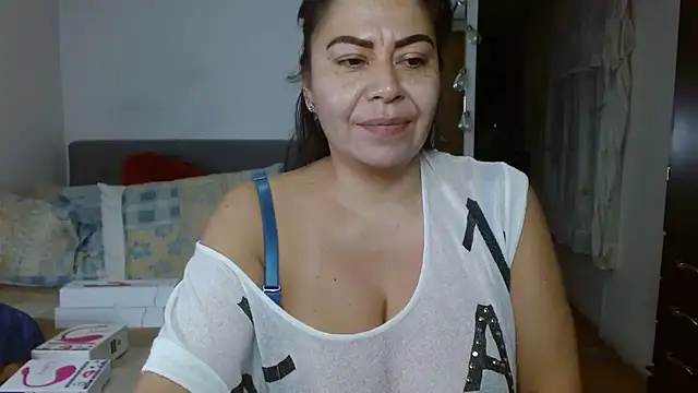 Karo sexy online show from February 2025 06:07:01 AM