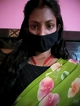 Snapshot of BIG_QWEEN_NO1 chatting on February 2026 05:50:01 AM BIG QWEEN NO1 online show from February 2026 05:50:01 AM