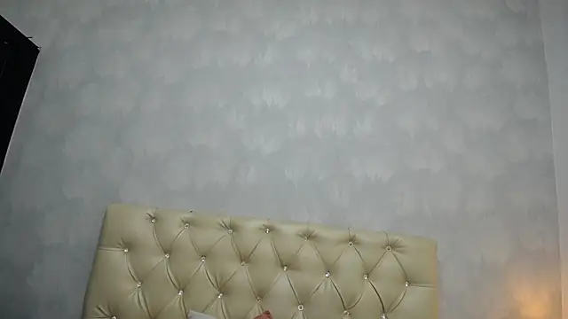 Snapshot of angelica_rober chatting on February 2026 11:27:02 AM angelica rober online show from February 2026 11:27:02 AM