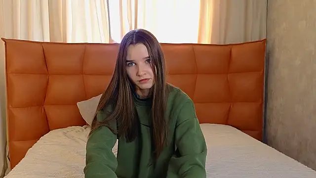 Snapshot of OnyxViper chatting on February 2026 06:55:02 AM OnyxViper online show from February 2026 06:55:02 AM