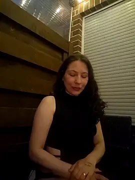 Lolahottele online show from June 2026 08:24:01 PM