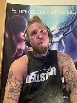 Snapshot of Smokebluntafterblunt chatting on February 2026 05:00:02 AM Smokebluntafterblunt online show from February 2026 05:00:02 AM