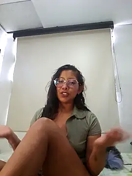 Snapshot of Camila_Lopez1 chatting on February 2026 05:07:02 PM Camila Lopez1 online show from February 2026 05:07:02 PM